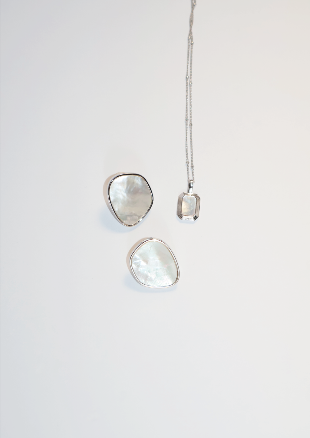 Mother of Pearl set
